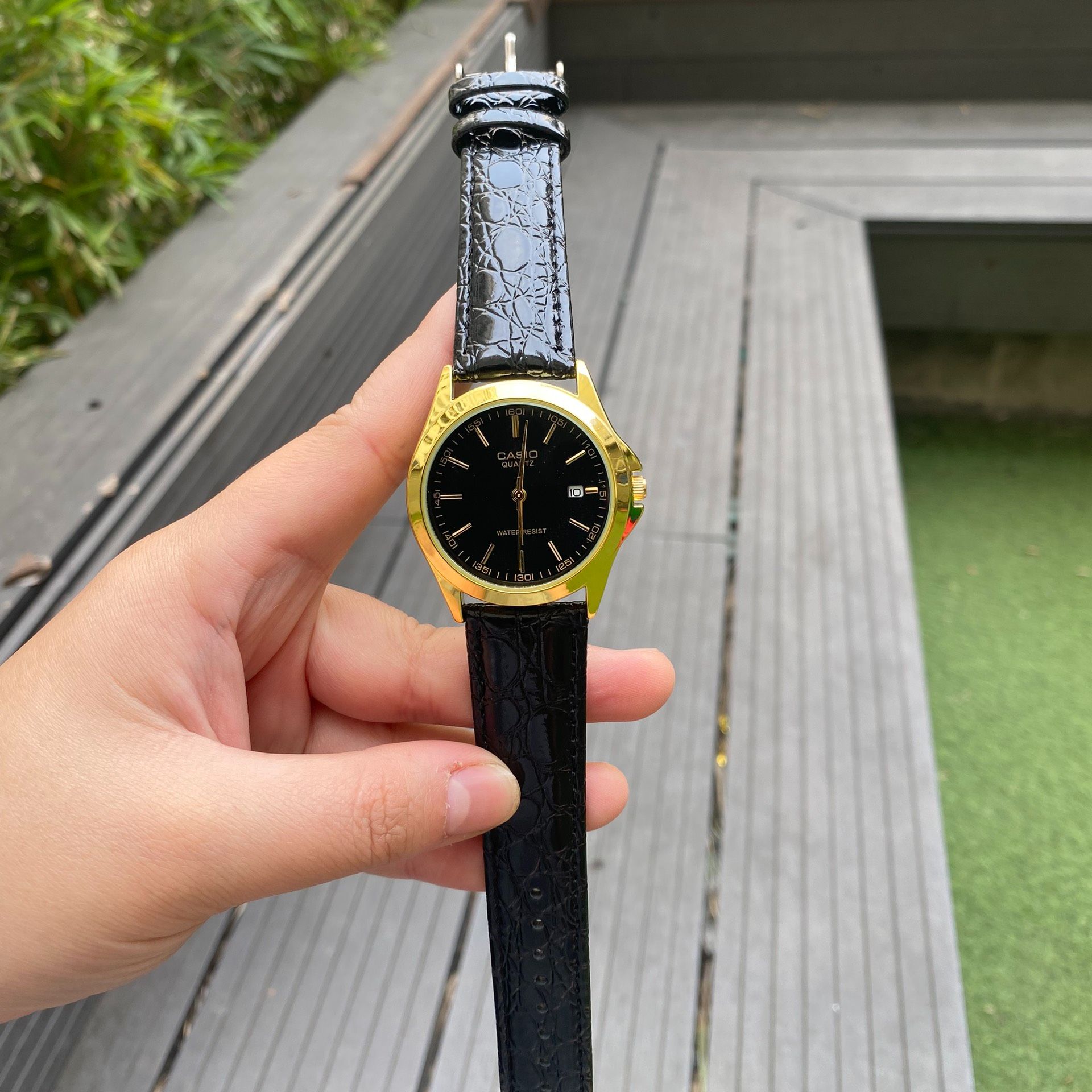 Đồng hồ nam dây da Casio chống xước chống nước