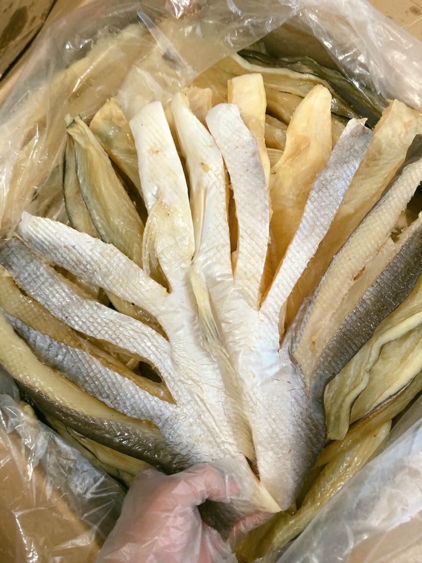 KHÔ CÁ DỨA BÀN TAY ĐÃ LÓC XƯƠNG, KHÔNG MẶN 1 KÝ