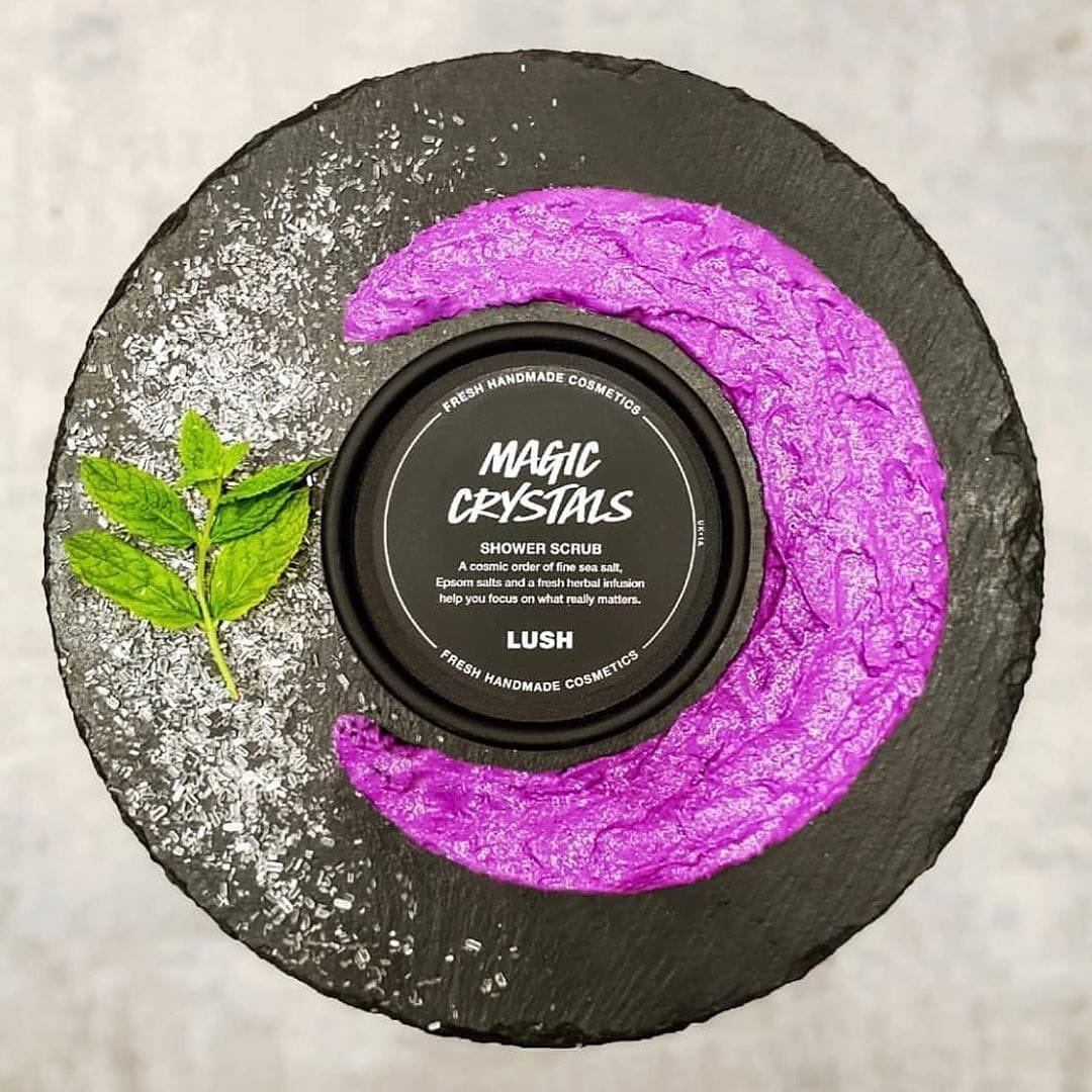 [HCM]Sữa tắm có hạt Scrub LUSH - Magic Crystals Shower Scrub
