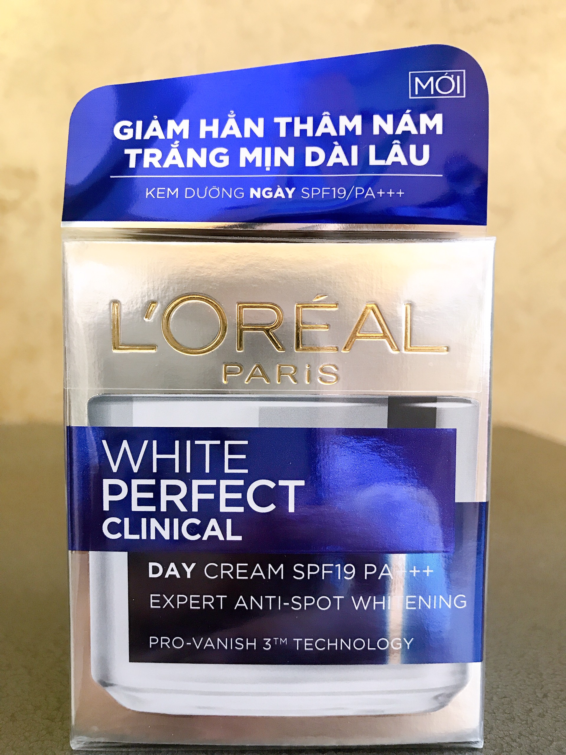 Kem Giảm Thâm Nám Và Trắng Mịn Ngày- L'Oreal White Perfect Clinical SPF19 PA+++ (50ml)
