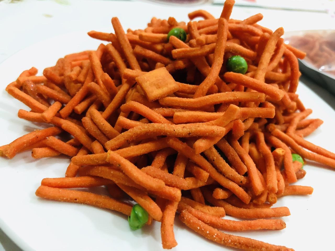 300g snack, bim bin que tăm đậu Hà Lan