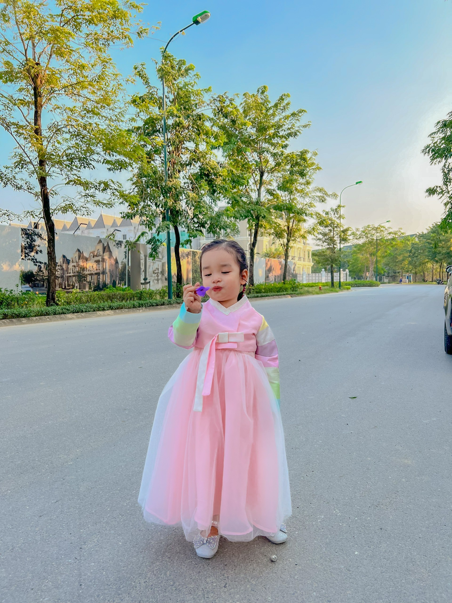 Set hanbok hàn quốc cho bé yêu diện tết