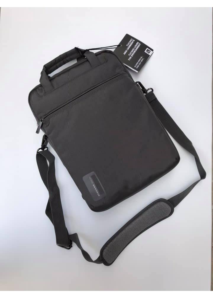 Túi đeo chéo kiêm balo, túi xách cao cấp Tucano Vertical cho Laptop, Macbook, Tablet 13.3 '' (34 x 24cm)