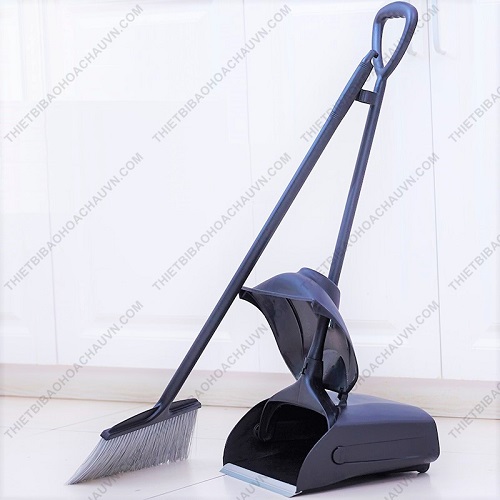 KÝ HỐT RÁC CÓ NẮP