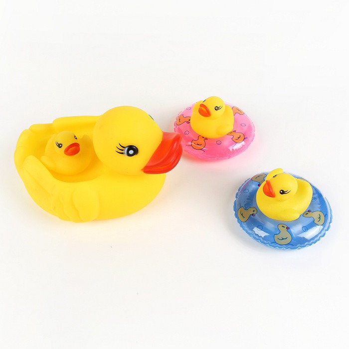 Set 6 vịt kèm 2 phao mini thả bồn tắm cực yêu cho bé