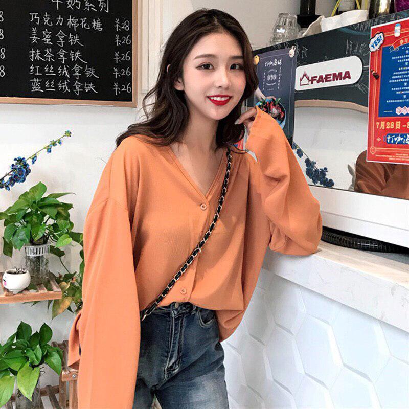 Áo sơ mi tay dài cổ V vải voan mịn mát style sang chảnh thanh lịch ( Free size dưới 57kg) 4 màu : đen - trắng - cam - hồng