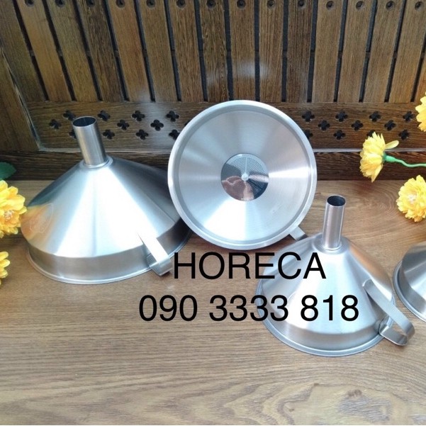 Phễu có ngăn lưới lọc, có tay cầm - nhiều size