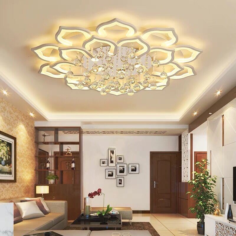 Đèn Ốp Trần Hoa Sen Pha Lê 20 cánh có bảo hành chính hãng nhà sản xuất.
