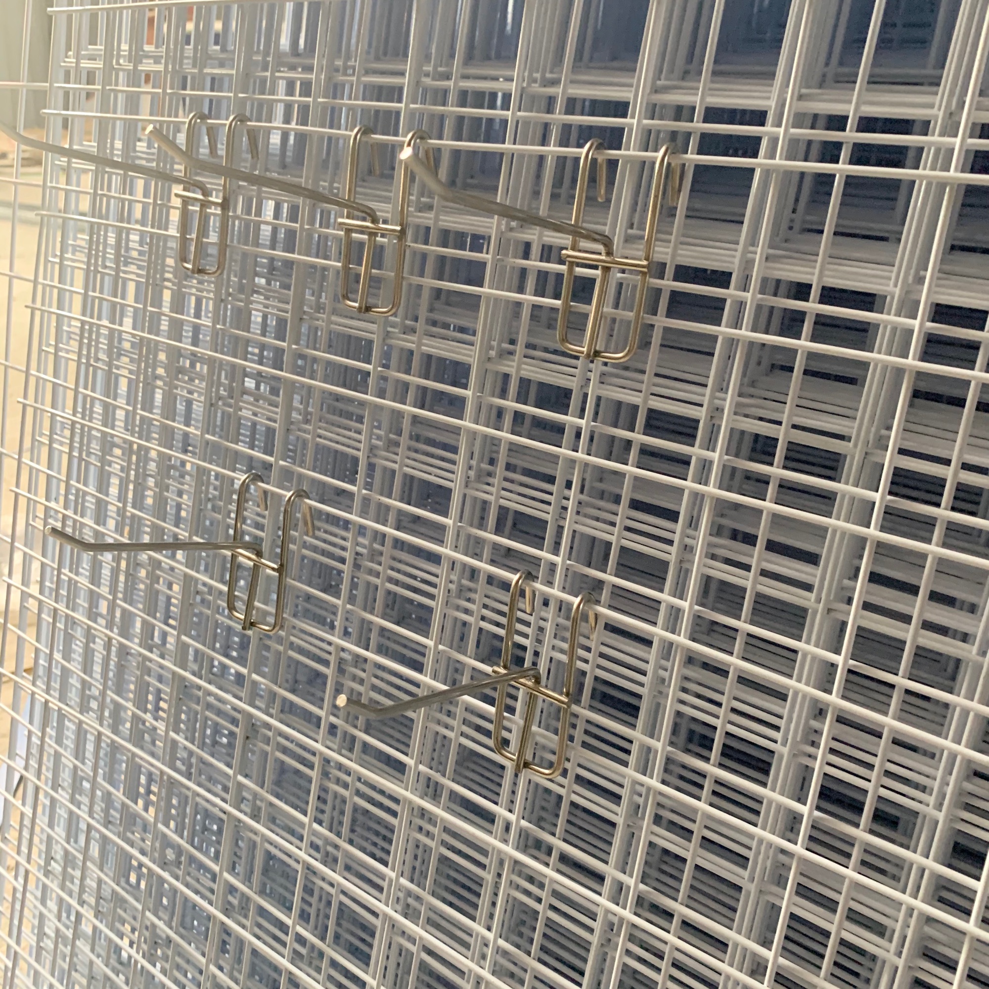 Combo 10 móc cài lưới tay treo đồ trên lưới inox 15cm