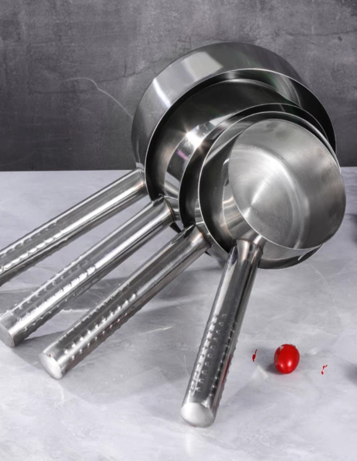 Ca múc nước lèo - gáo múc nước lèo - muôi múc nước lèo chất liệu inox