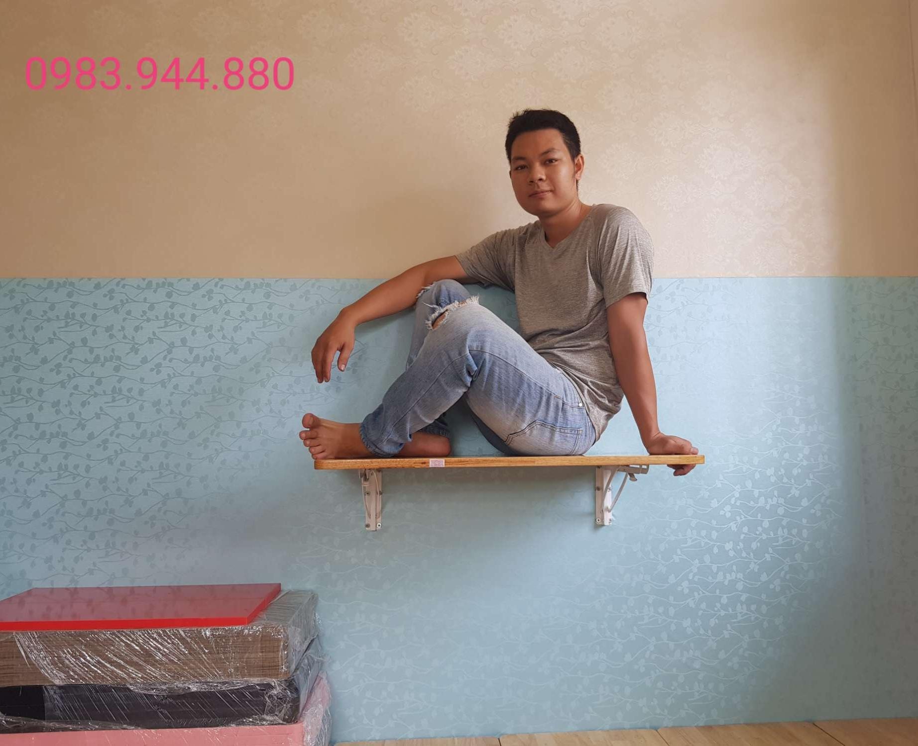 Bàn gấp treo tường80-40 cm
