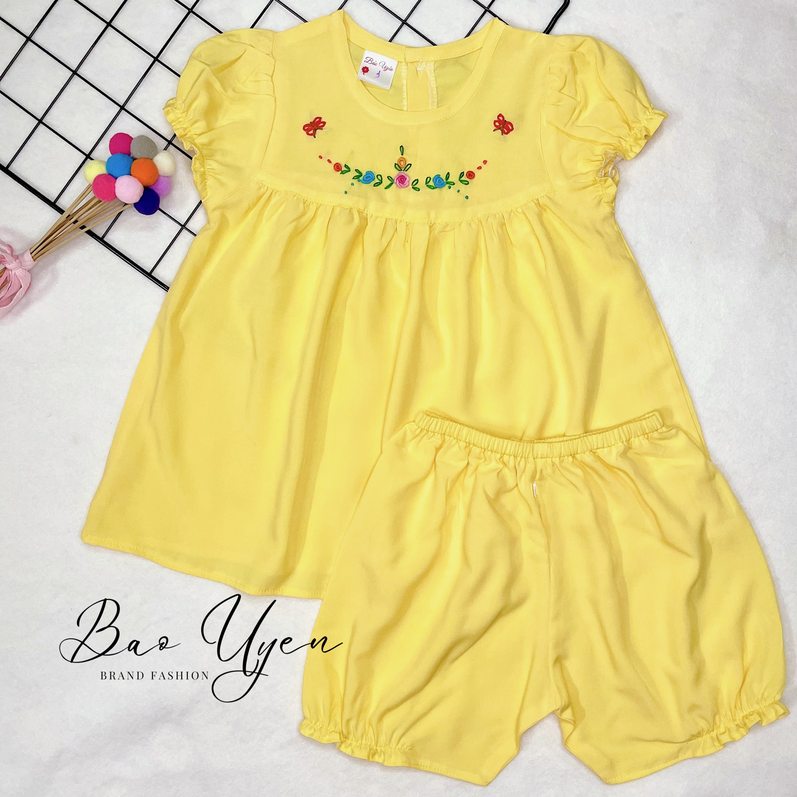 Bộ tole bé gái thêu tay thủ công