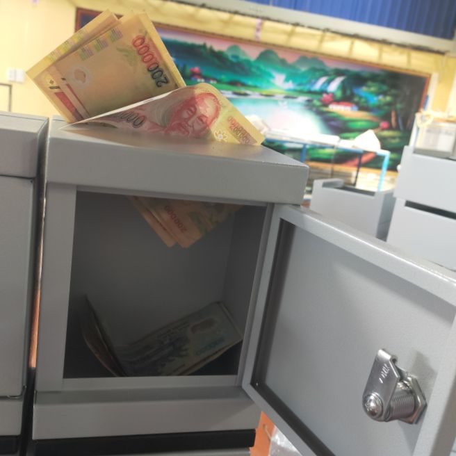két sắt mini tiết kiệm