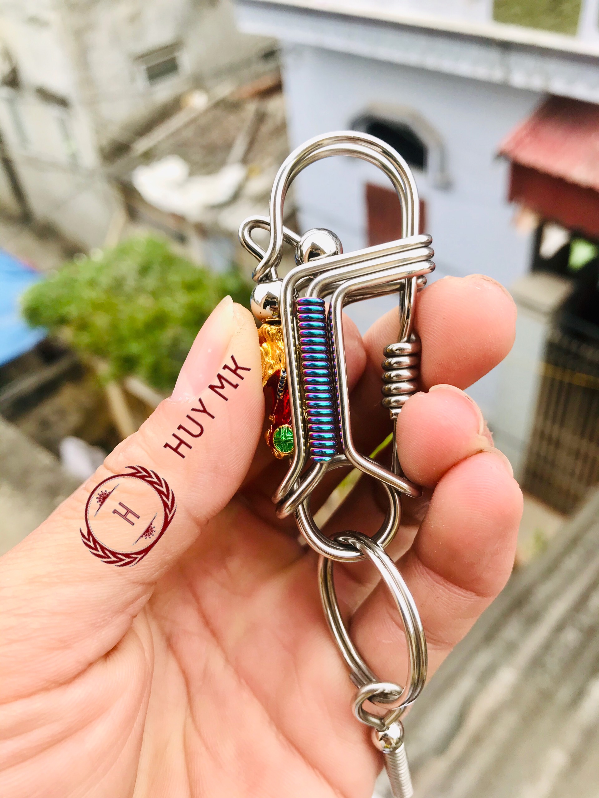 MÓC KHÓA THỦ CÔNG TỲ HƯU ĐỎ