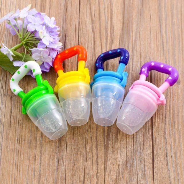 Núm Nhai Ăn Dặm Chống Hóc Dành Cho Bé