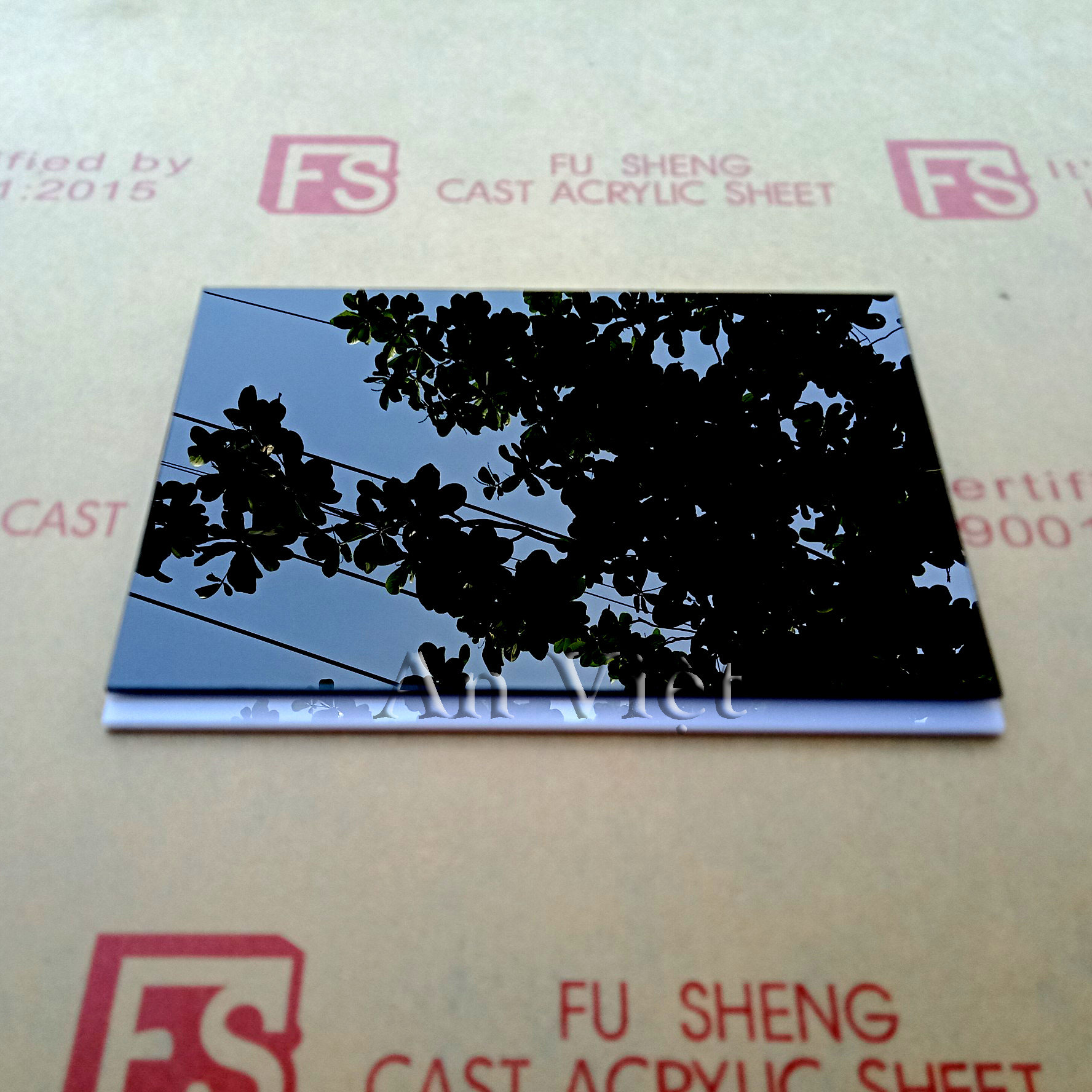 [2mm]Tấm mica màu đen đài loan FS có cắt laser theo yêu cầu chuẩn đến từng milimet