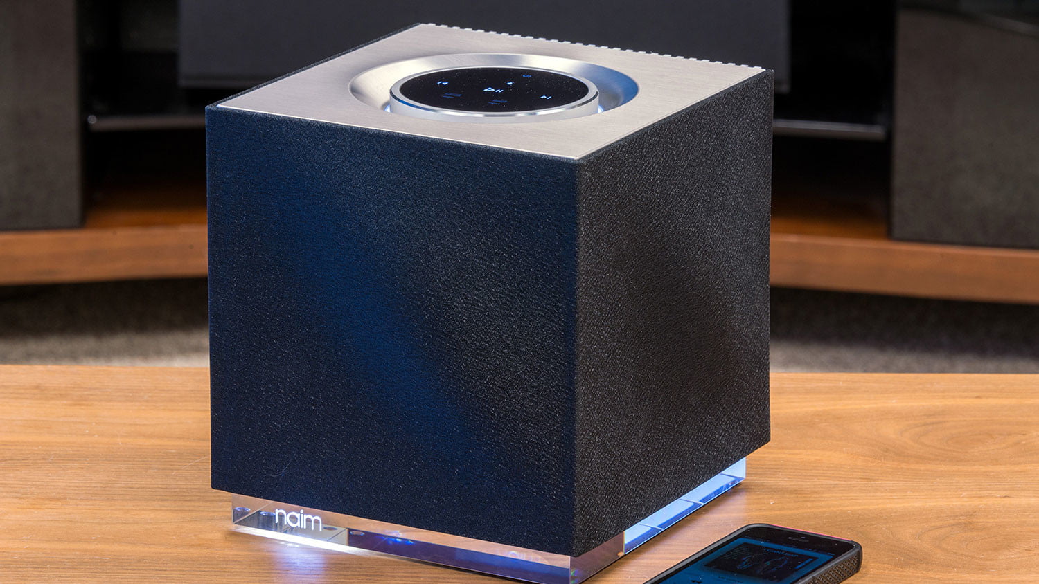 Loa bluetooth Naim Mu-so QB 2 thương hiệu đến từ anh quốc