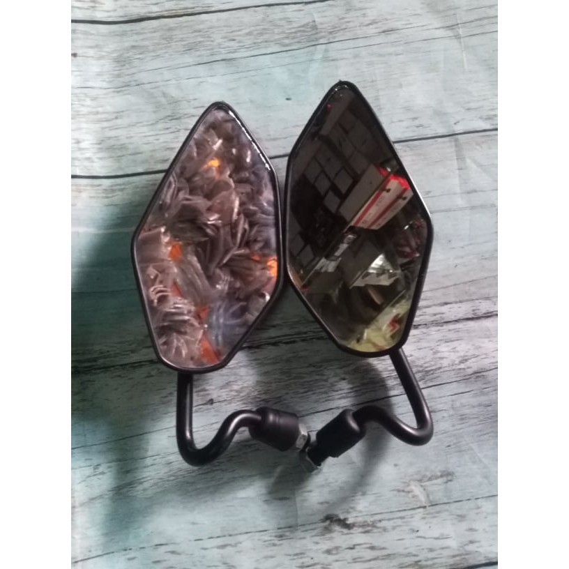 GƯƠNG CHIẾU HẬU UỐN CONG CẮT NGẮN KIỂU YAHAMA