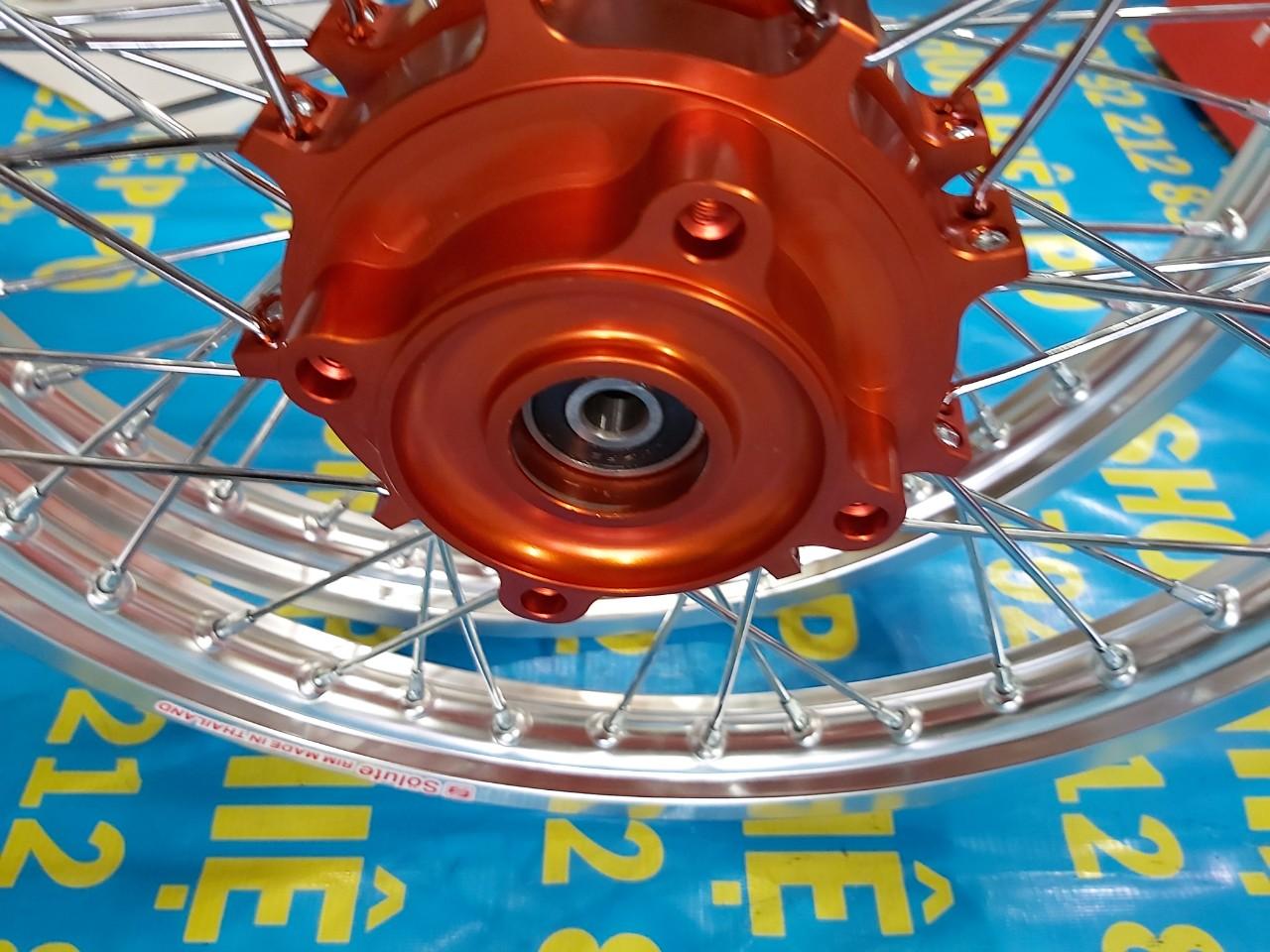 Bánh căm exciter135 niềng solute thái đùm khế cam