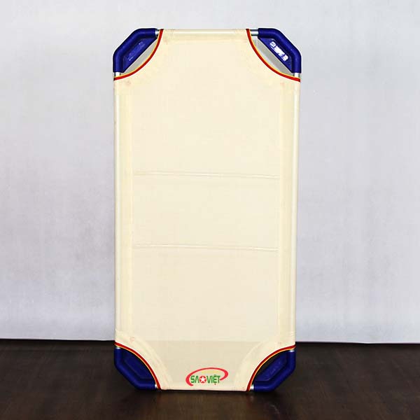 Giường cho bé mầm non màu kem s011vcb1
