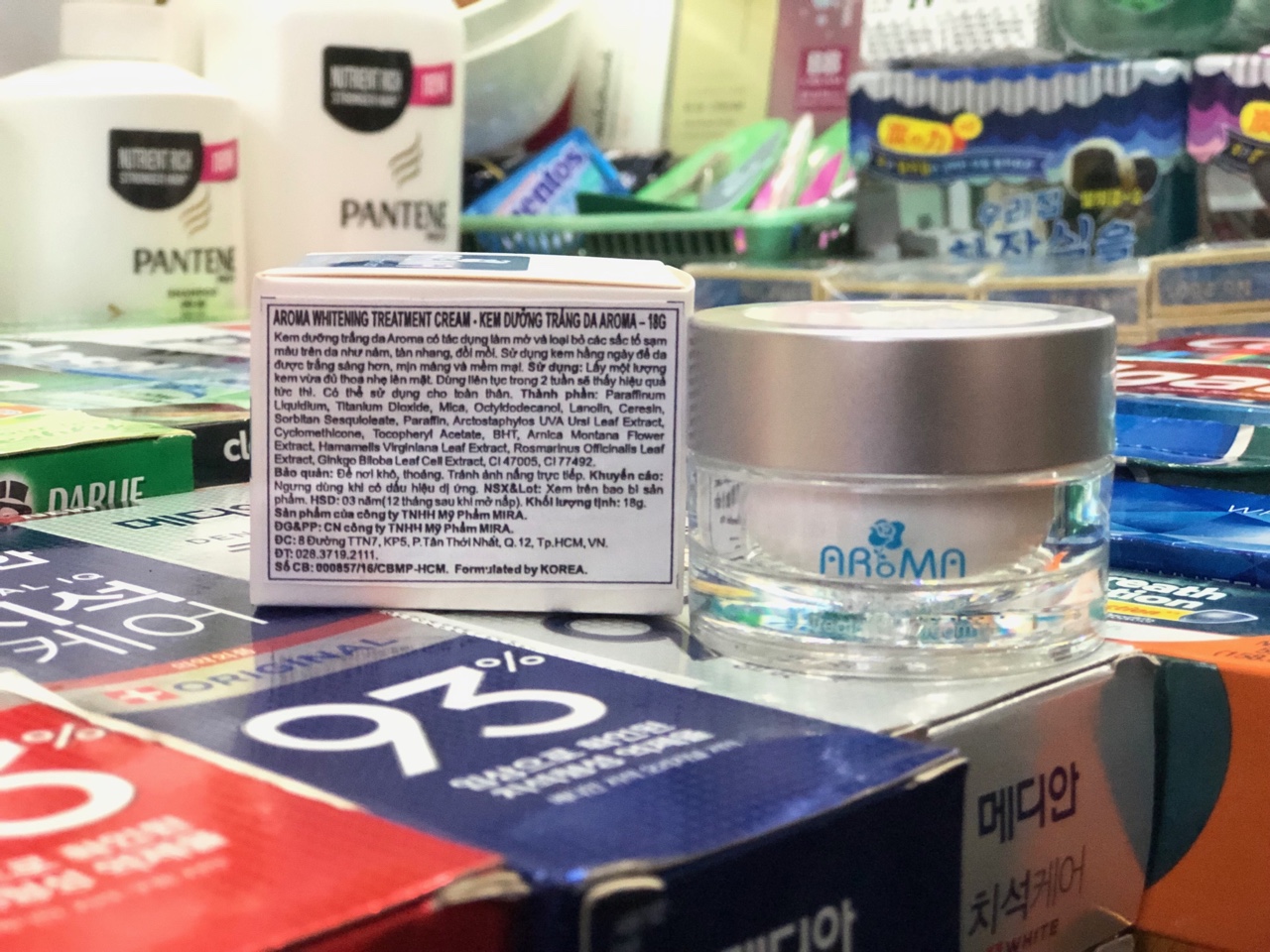 KEM DƯỠNG TRẮNG DA AROMA