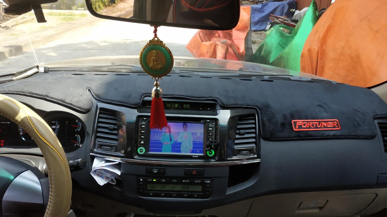 Thảm chống nắng taplo xe Fortuner đời 2009 đến 2020