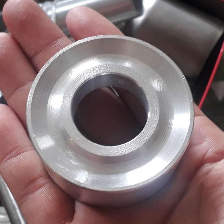 Tiêu nhôm leovince 1.1
