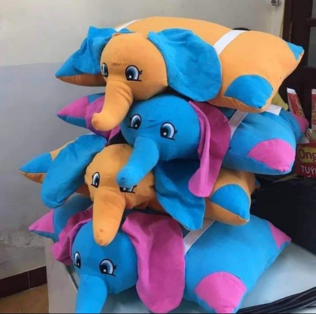 Gối đi xe máy hình Voi YoKo