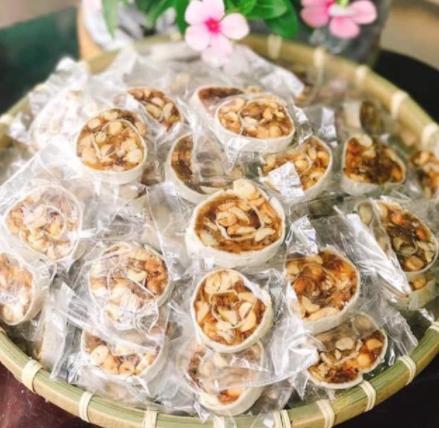 Kẹo Chuối Đậu Phộng Cuốn Bánh Phòng - Nhà Làm - Loại 1 KG
