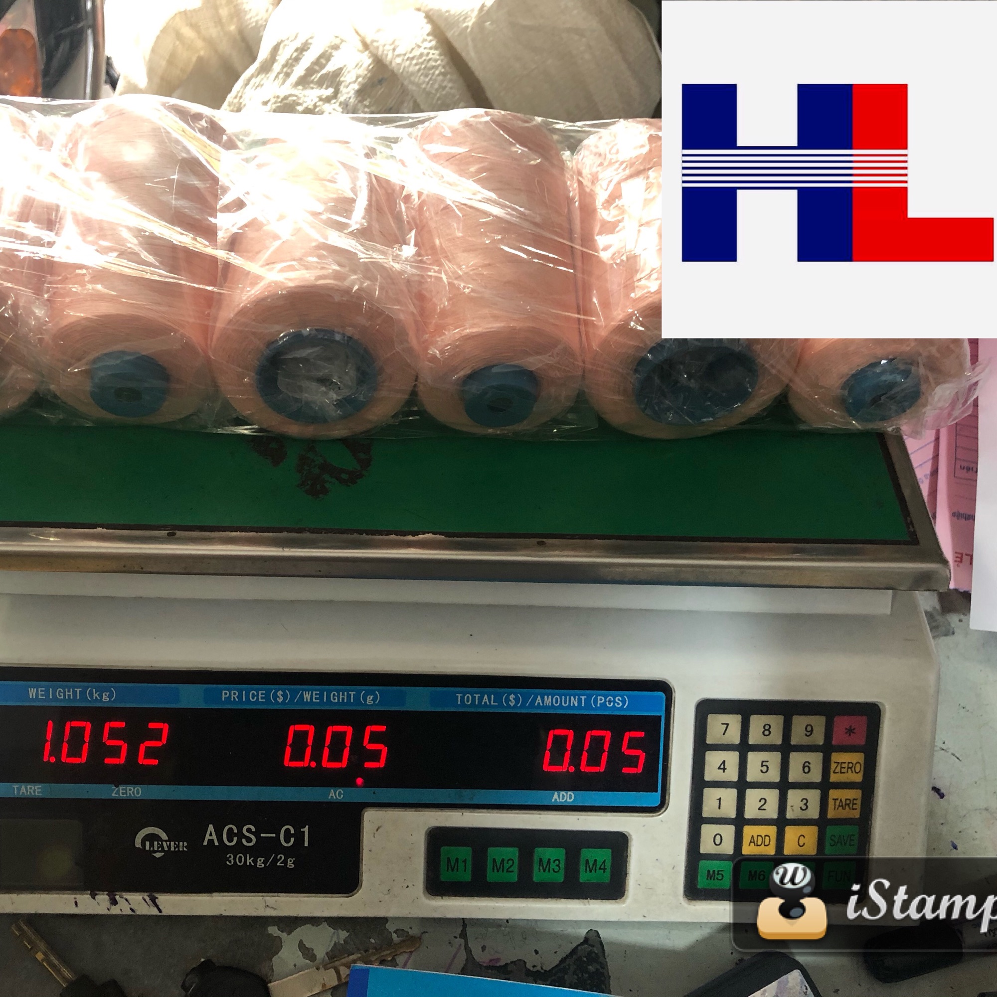 Chỉ may màu công nghiệp 40/2 hạnh liễu : màu tôm lợt