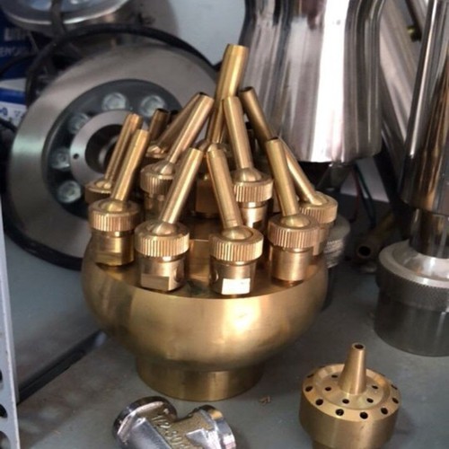 Đầu phun nước nghệ thuật hình bông hoa 16 tia cho đài phun nước