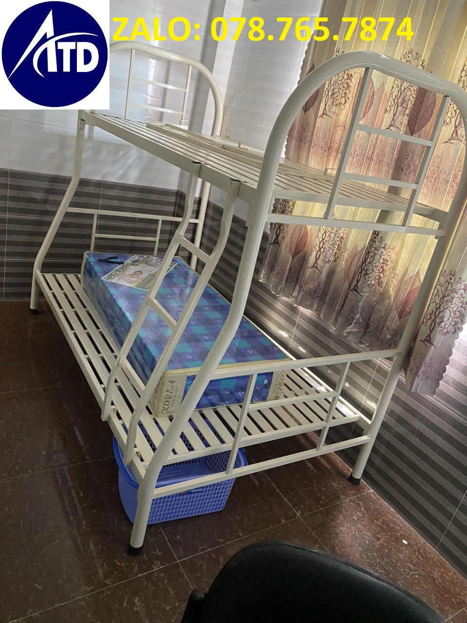 Lô giường sắt 2 tầng tròn thẳng bằng nhau cao 1m8 dài 2m giường tầng tiện