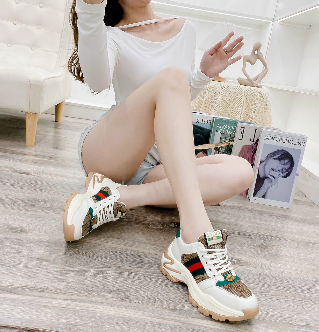 Giày thể thao G.C đế sóng siêu đẹp, siêu nhẹ. độn đế 6cm, đi êm chân. Full box