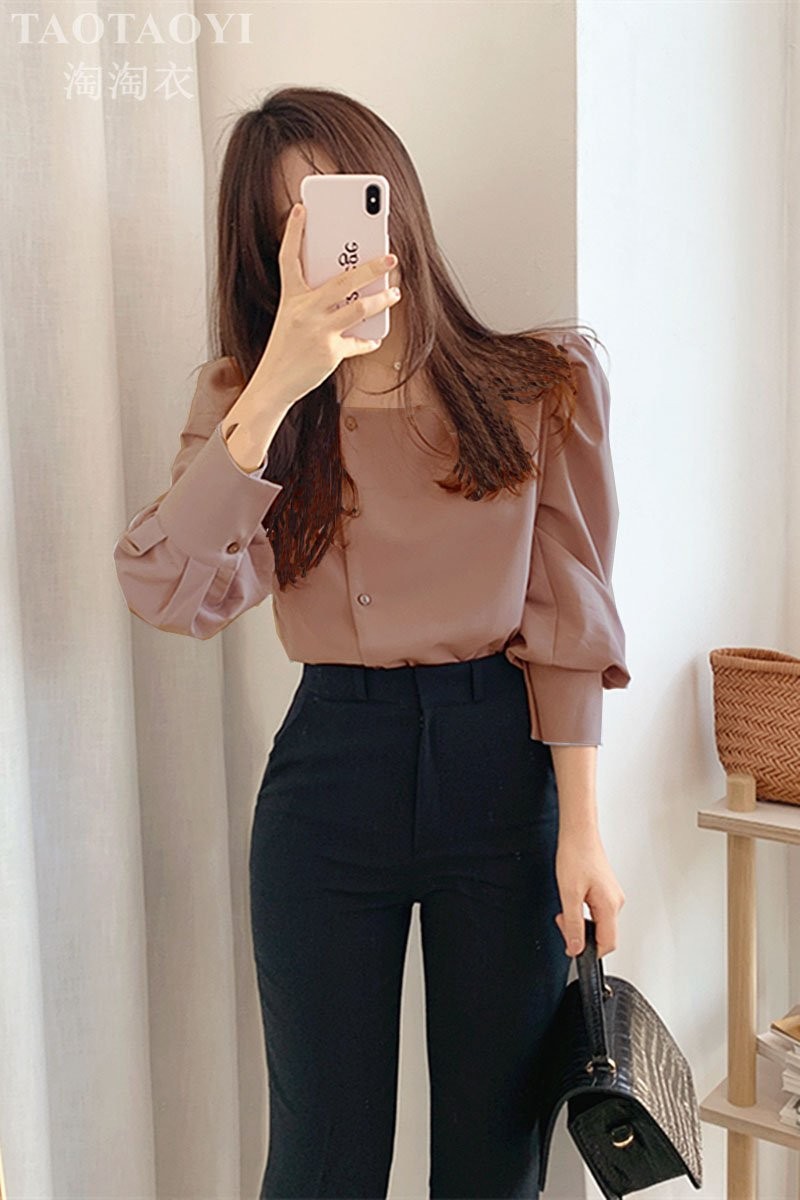 Áo cổ vuông tay dài phối nút fashion có ba màu