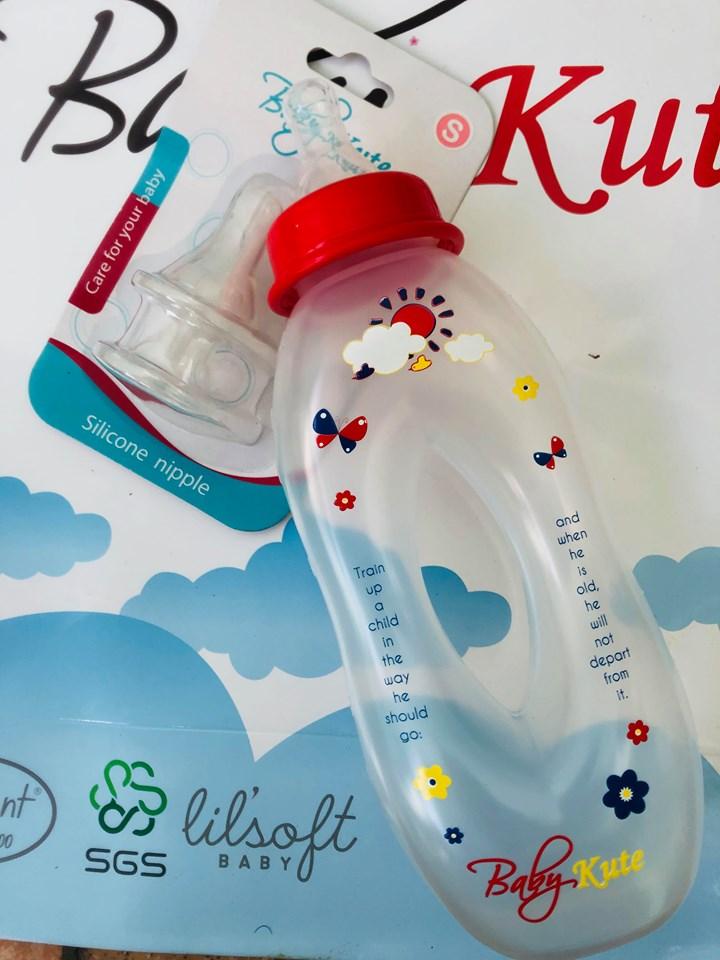 Bình sữa bằng nhựa PP Baby Kute 250ML kiểu tay cầm nhập khẩu từ Thái Lan Tặng kèm 2 núm cổ hẹp