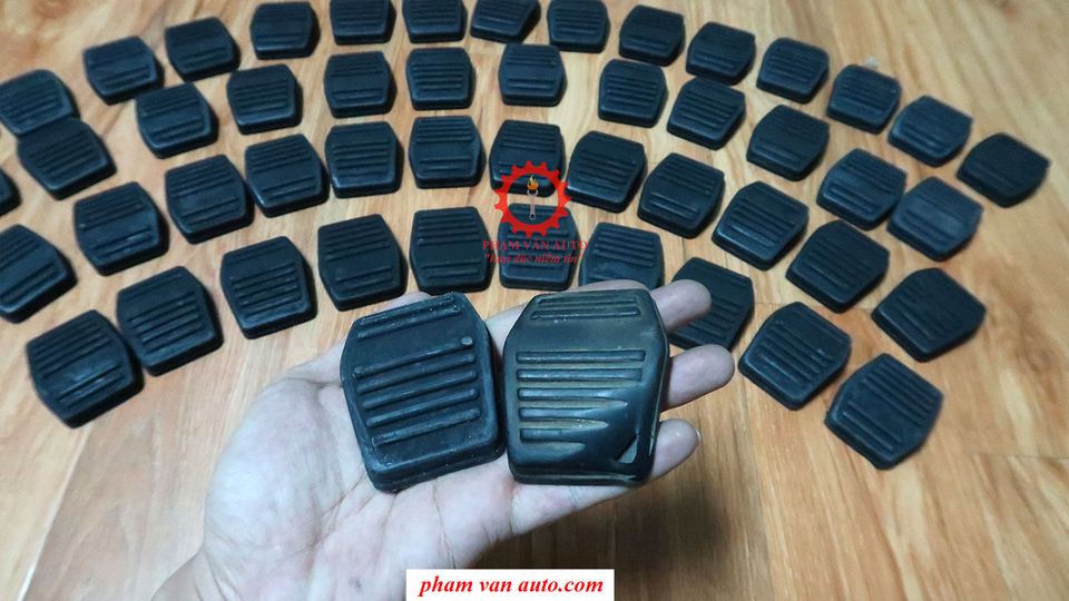 Cao su côn,phanh Ford Transit giá rẻ Phạm Văn Auto 1 cái