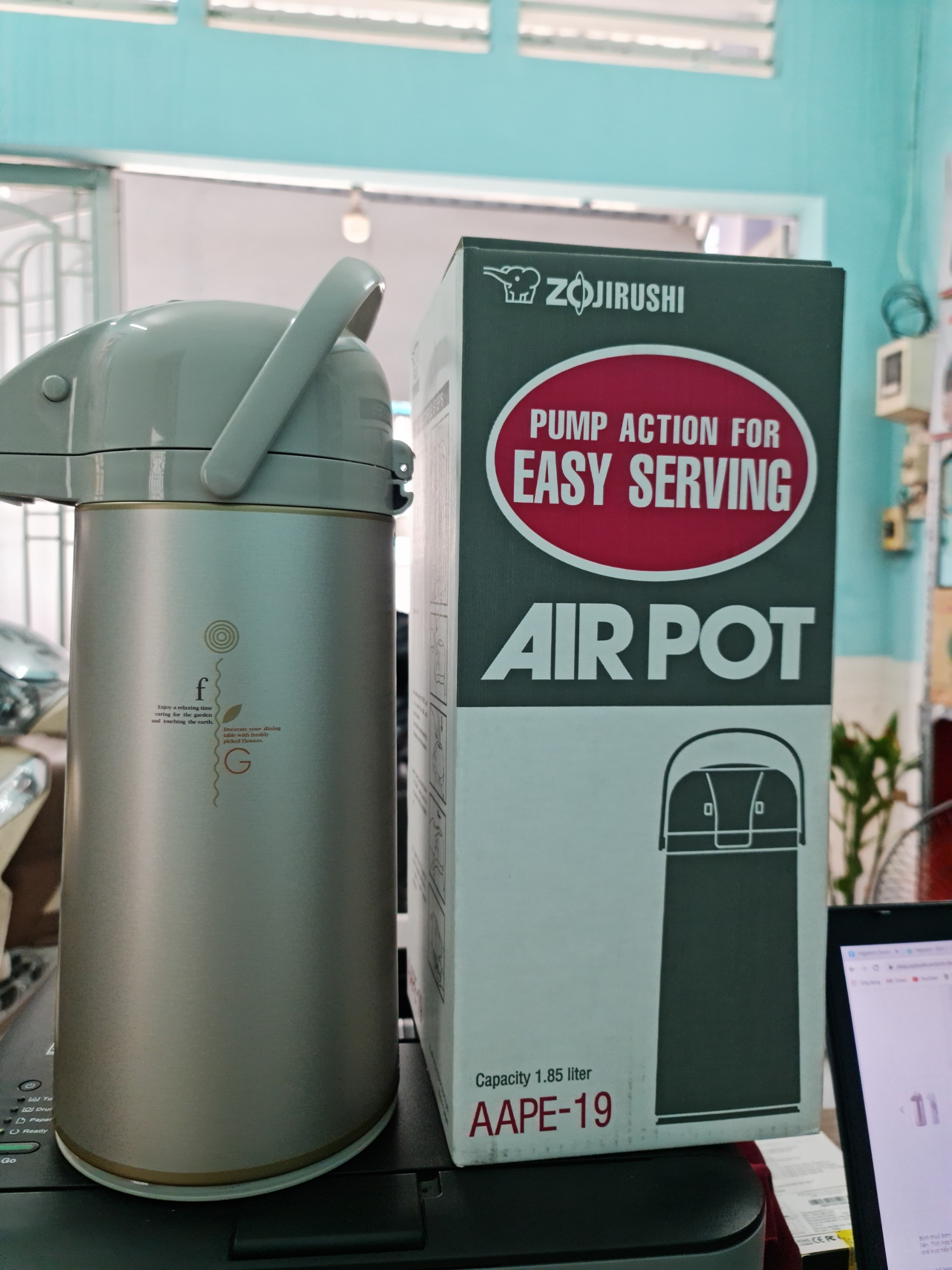Bình thủy bơm rót zojirushi aape-19 dung tích 1.9 lít sản xuất tại nhật