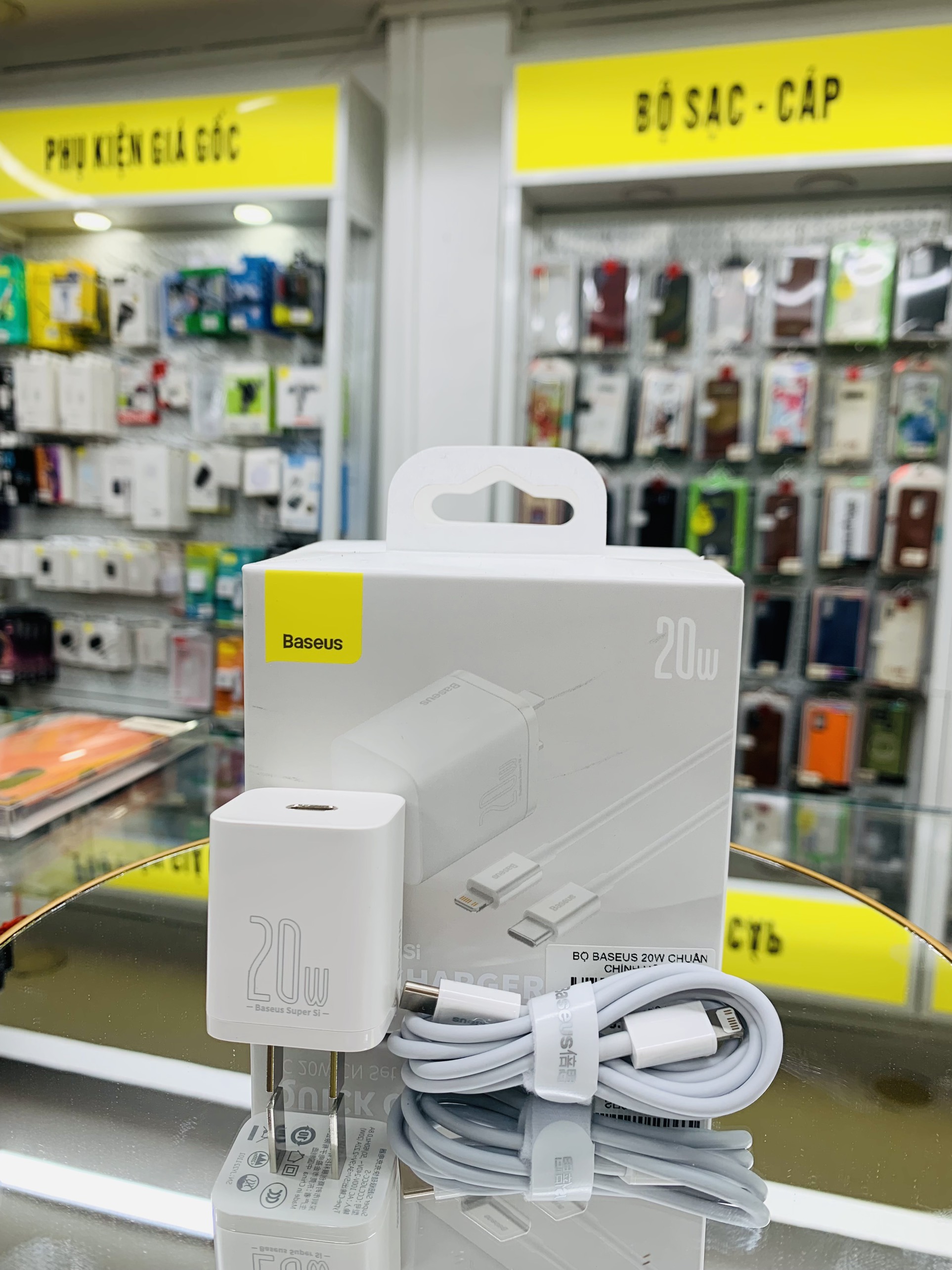 Củ sạc baseus 20w usb c hỗ trợ sạc nhanh type c pd cho iphone 12 pro max 11 mini 8 plus