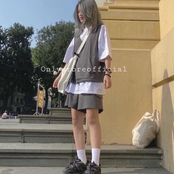 ❤️ XẢ KHO GIÁ SỐC ❤️ Set 3 Món Áo Thun Fom Rộng + Quần Đùi Xám Đen + Áo Gile Xám K8HY
