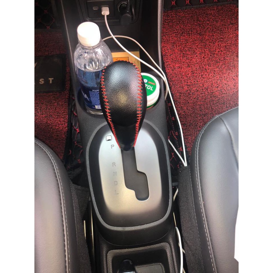 Bọc tay phanh cần số da cho xe Fadil 2018 2019 2020 2021Bản AT Thiết Kế Bắt Mắt, Bền Đẹp Dễ Sử Dụng ( đen chỉ đỏ)