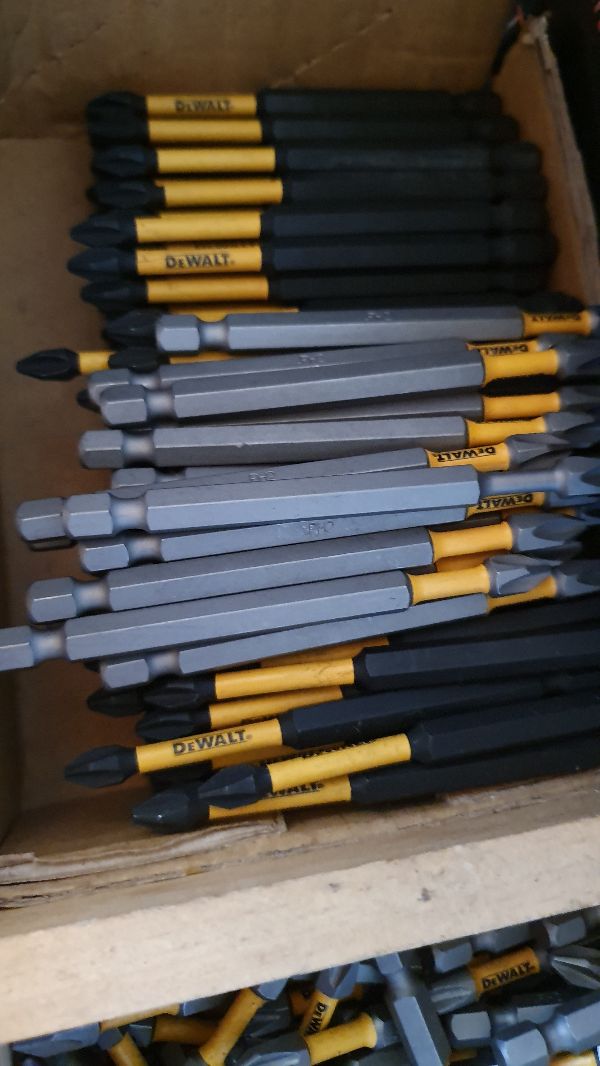 Mũi Vít Dewalt PH2 , dài 90mm có từ