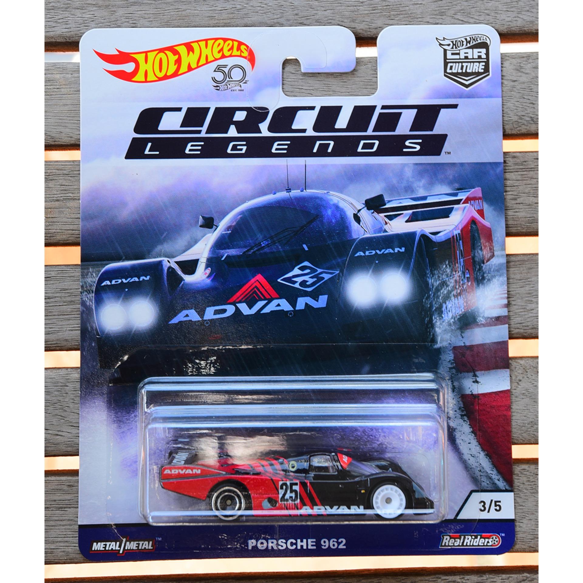 Xe ô tô mô hình tỉ lệ 1:64 Hot Wheels bánh cao su Cicuit Legends Porsche 962 team Advan