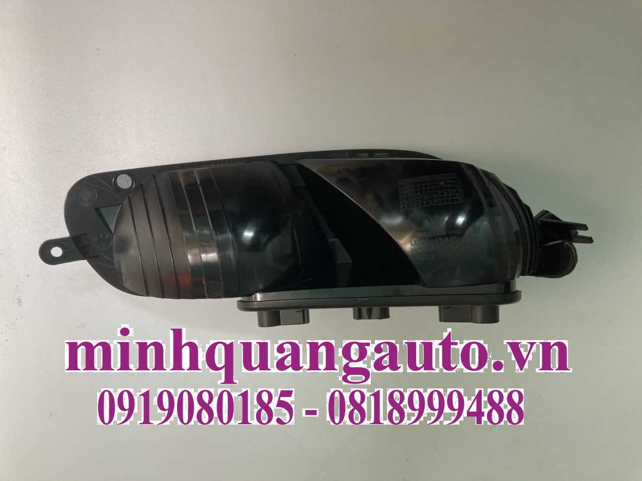 Đèn cản sau Chevrolet Trailblazer 52117538