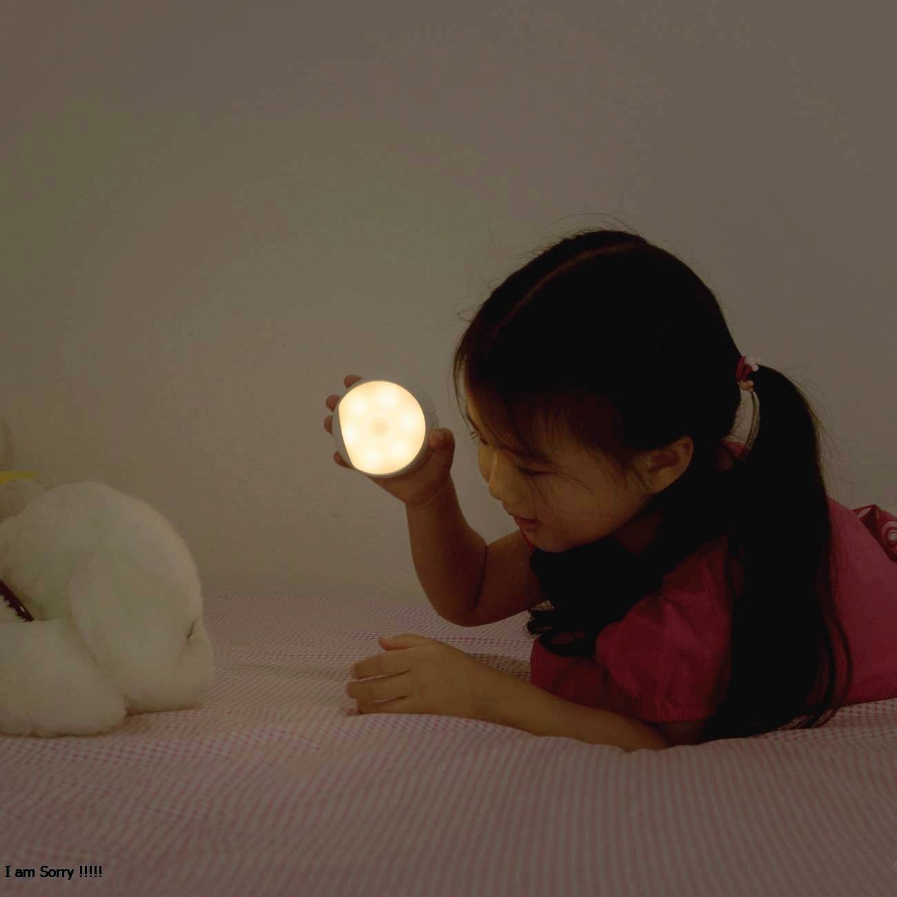 Đèn ngủ cảm ứng chuyển động, đèn cảm biến hồng ngoại, đèn ngủ thông minh Yeelight dán tường, có móc treo, pin sạc dùng 120 ngày, 0.5W-2700K, YLYD01YL, SHS Vietnam, BH 6 THÁNG