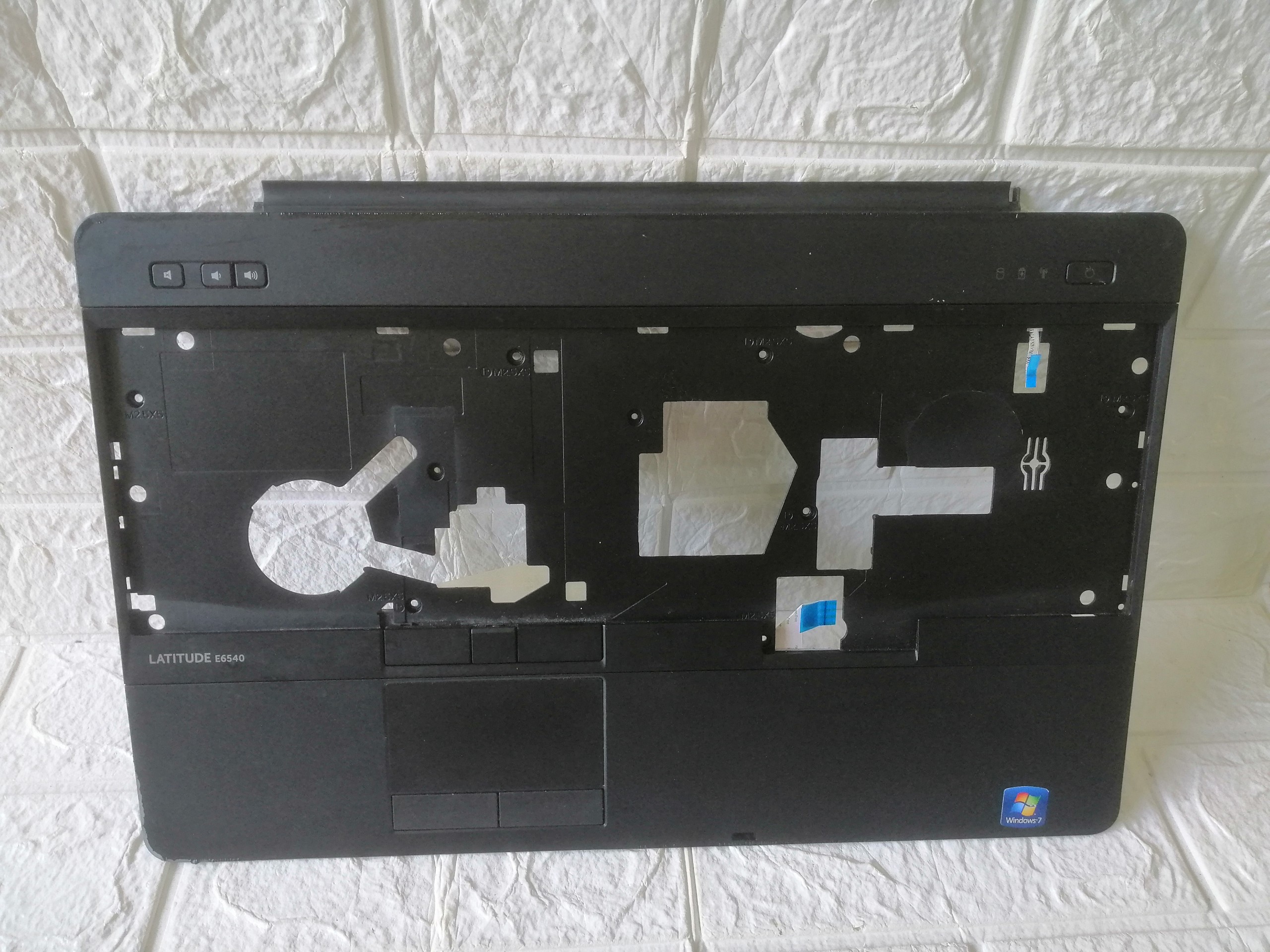 MẶT C VỎ LAPTOP Dell Latitude E6540