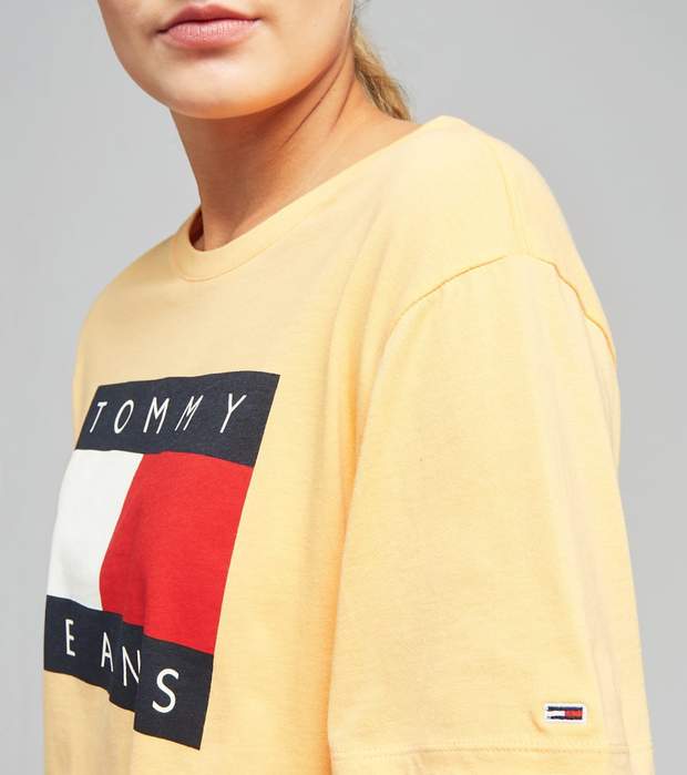Áo thun croptop Tommy Size XS