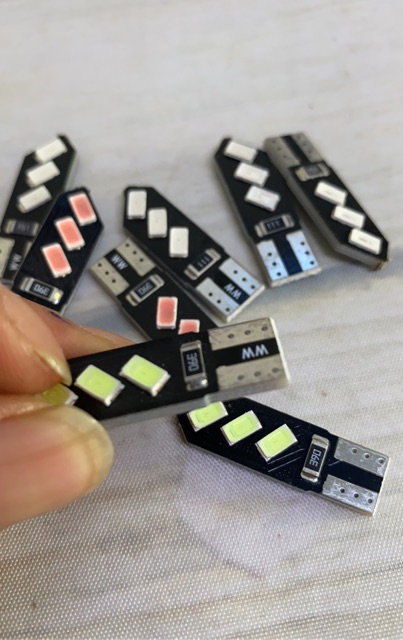 Bộ 02 Bóng Đèn LED Demi Xi Nhan Xe Máy