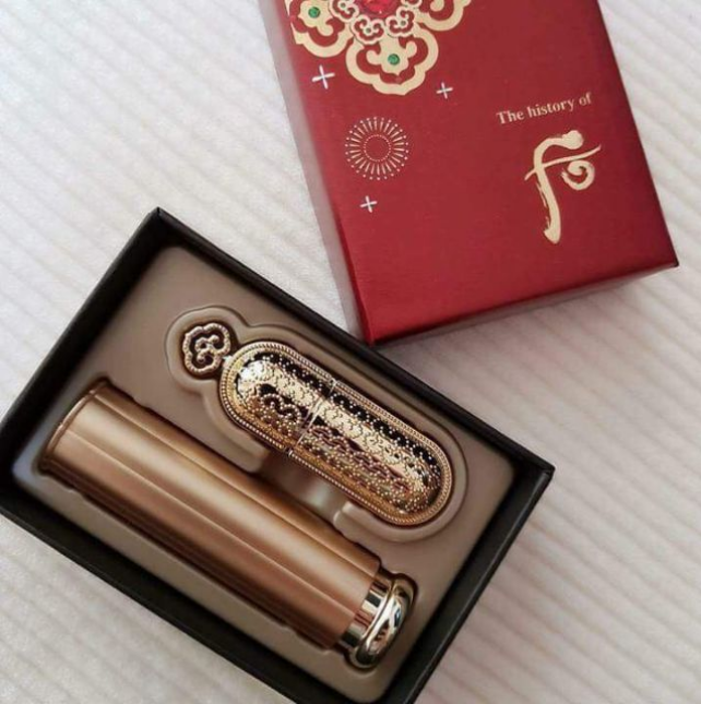 Set son dưỡng sang trọng
