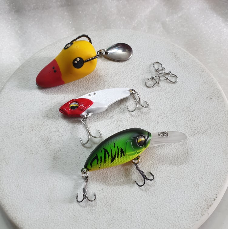 [HCM]COMBO SET MỒI CÂU 129k GIÁ SINH VIÊN : R39 + R35 + nhái hơi DUCK ( tặng kèm 3 khoá lure )