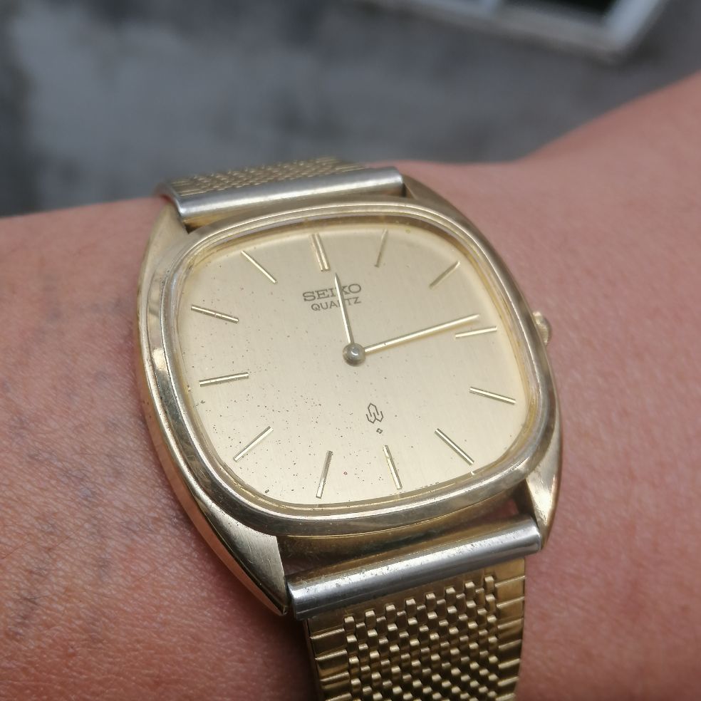 Đồng hồ nam hiệu SEIKO của Nhật